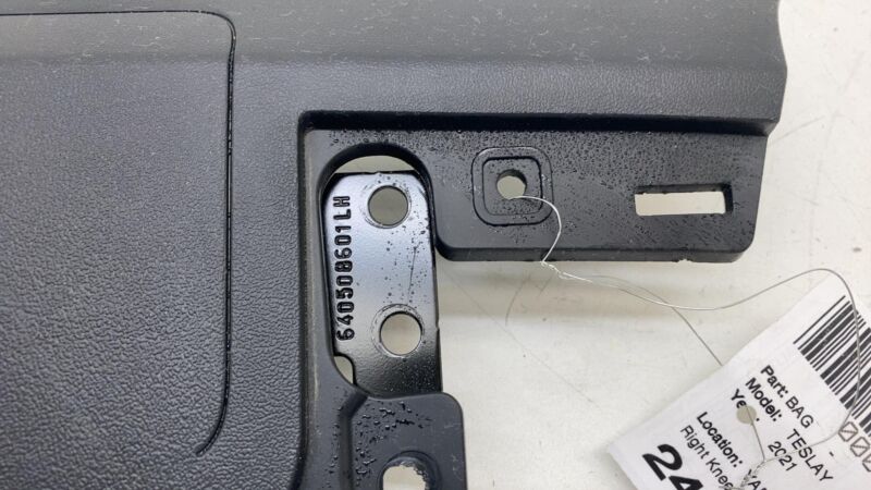 107782600D ❇️17-23 Tesla Model Y 3 Right Knee Airbag Passenger Safety Module RH OEM 1077826