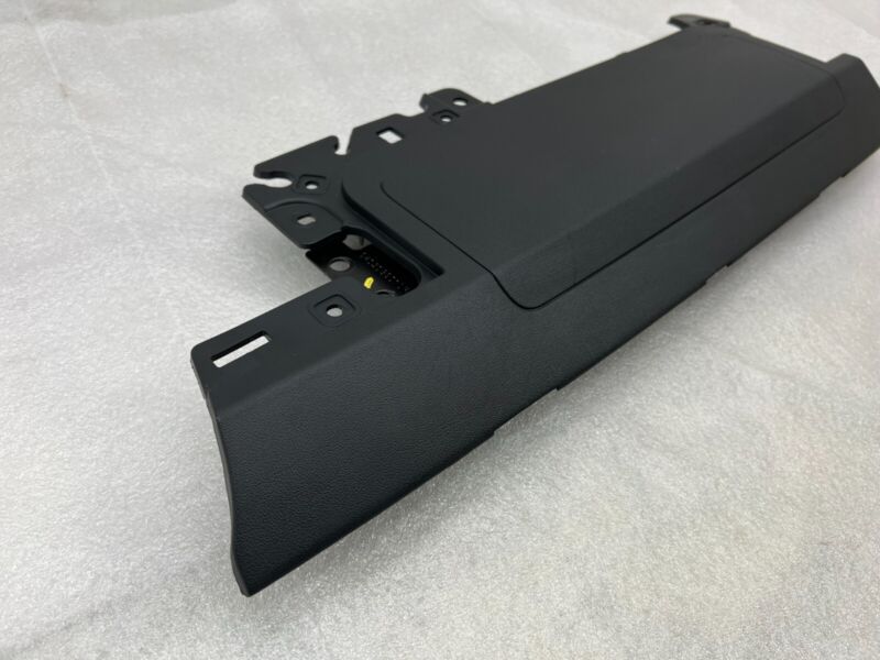 1077826-00-D ❇️17-23 Tesla Model Y 3 Right Knee Airbag Passenger Safety Module RH OEM 1077826