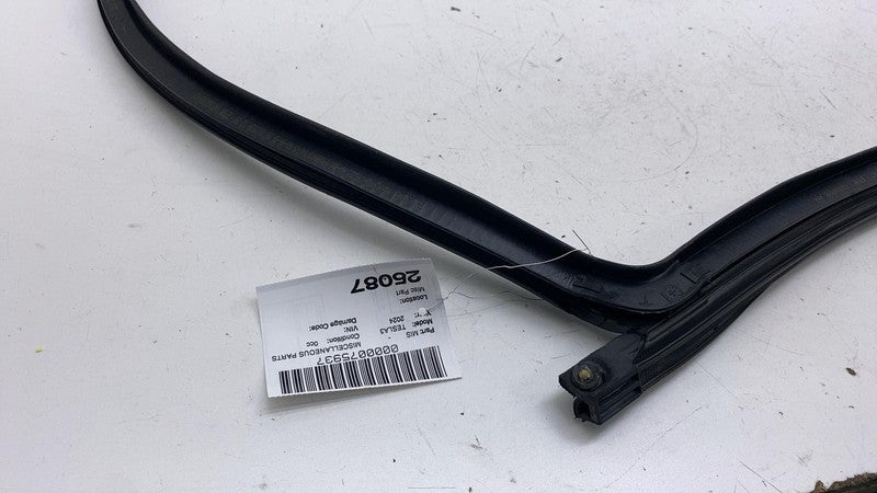 191098500C ⭕ 24-25 Tesla Model 3 Rear Side Left Door Primary Weatherstrip Seal 1910985-00-C