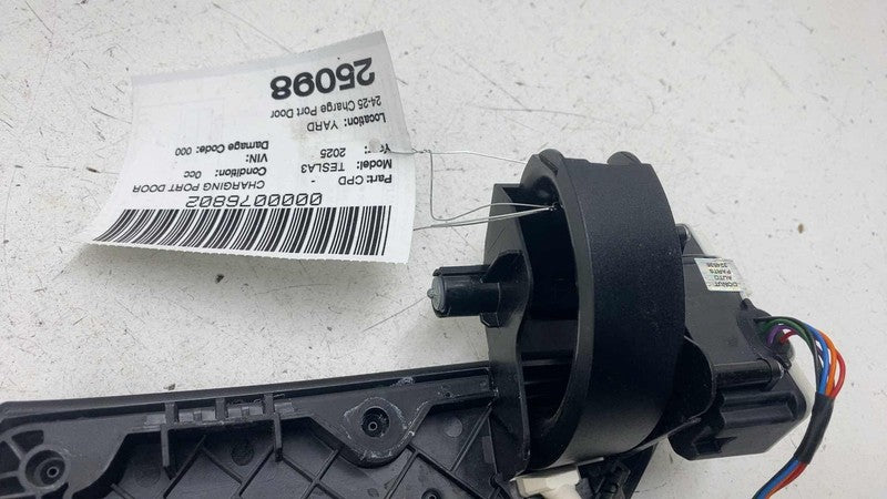 1715102-10-C ⭕ 24-25 Model 3 M3 Rear Driver Side Charge Port Door Reflector Left 1715102-10-C
