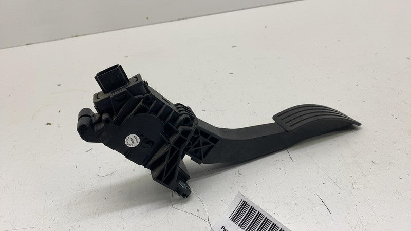 32264188 ⭕2021-2023 Polestar 2 Front Driver Gas Pedal Accelerator Throttle Pedal 32264188