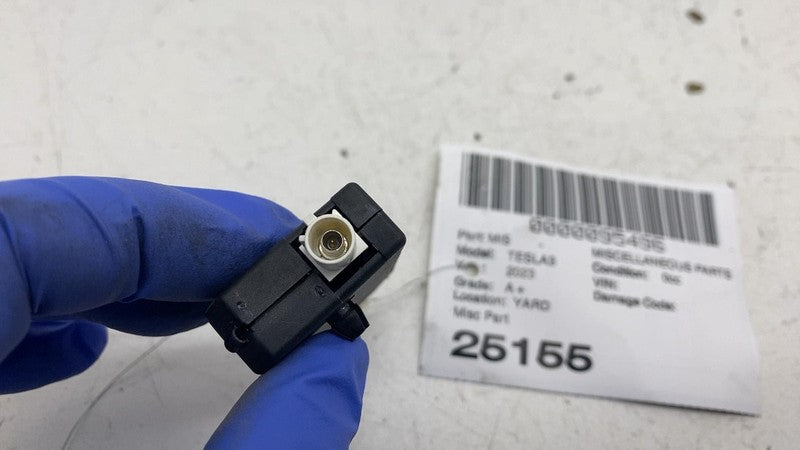 ⭕ 17-23 Tesla Model 3 Infotainment Radio FM Antenna Amplifier AMP 1079