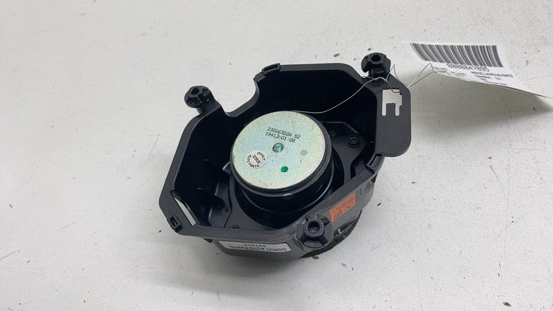 A2048205802 ⭕ 2010-2016 Mercedes Benz E350 E-Class Rear Deck Shelf Loud Speaker A2048205802