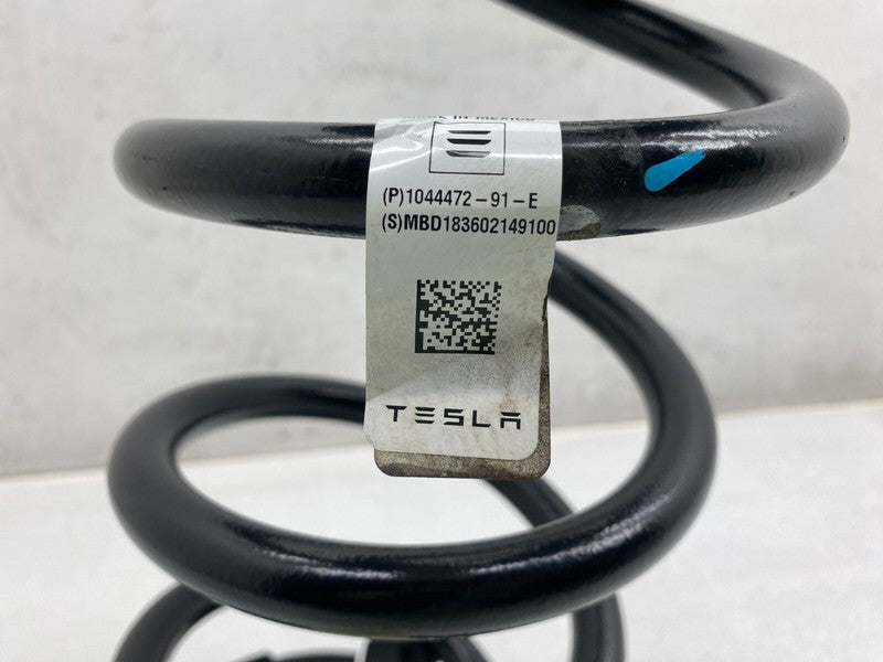104447291E ⭕ 2017-2023 Tesla Model 3 Rear Left or Right Suspension Coil Spring 1044472-91-E