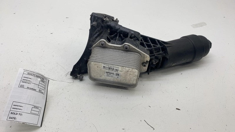 72435982 ⭕2018 2019 2020 2021 2022 2023 BMW 530e Turbo Engine Oil Filter Housing 72435982