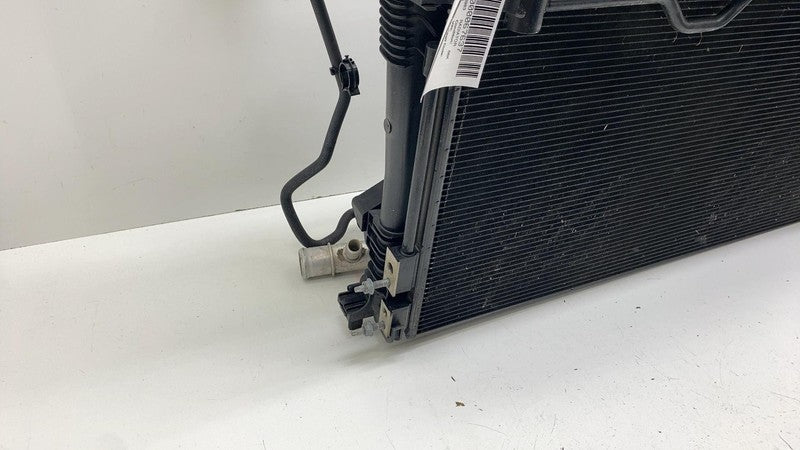 ⭕ 2017-2021 Chrysler Pacifica 3.6L Radiator Assy (8th VIN = G) w/o tow package