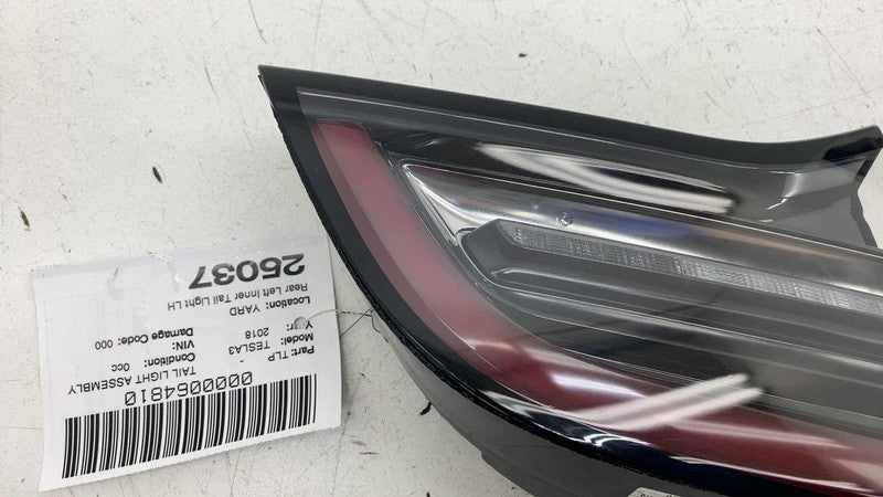 1077401-00-E ⭕ 2017-2023 Model 3 Rear Left Inner Taillight LED Tail Lamp 3-Pin 1077401-00-E