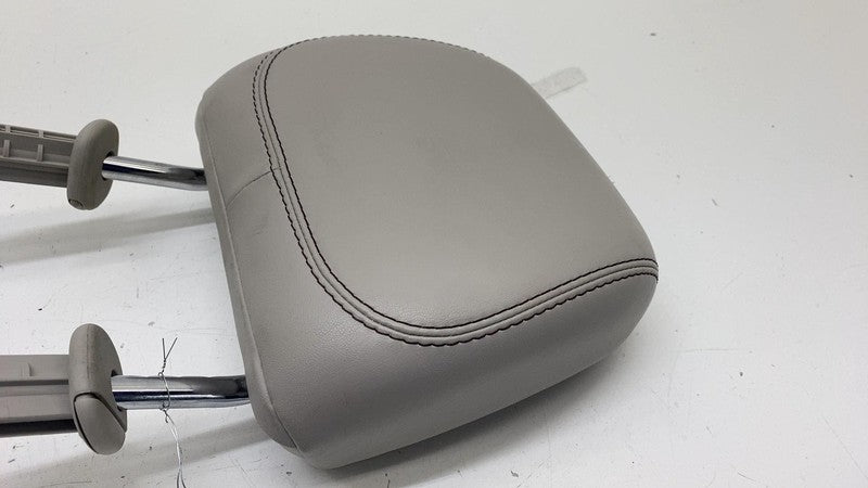 ⭕ 2018 Chrysler Pacifica Left or Right Seat Headrest Head Rest w/ Guide Sleeves