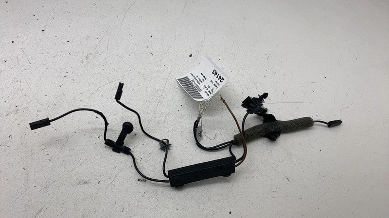 A2128704589 ⭕ 10-16 Mercedes-Benz E350 E-Class Amplifier Antenna Noise Filter A2128704589