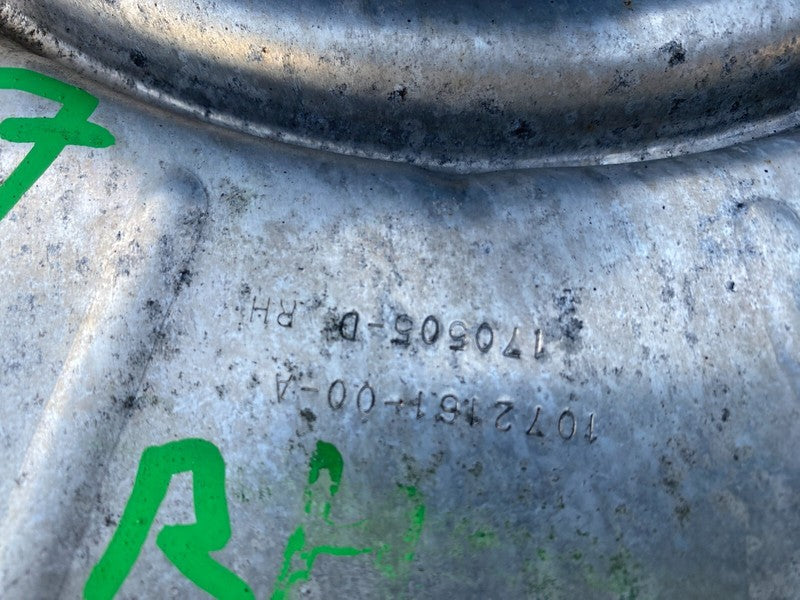 107216100A ⭕ 16-20 Model S X Rear Right Spindle Knuckle w/ Wheel Hub & Shield 1072161-00-A