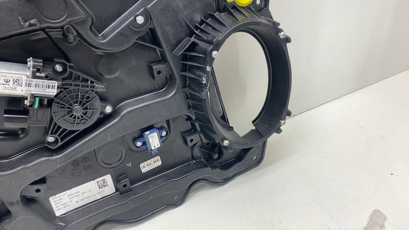 3041905 ⭕ 2017-2024 Chrysler Pacifica Front Left Door Window Regulator & Motor 3041905