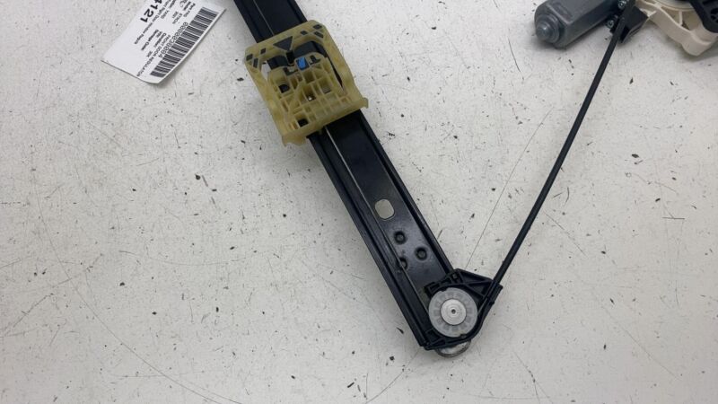 4KE837462 ⭕ 2019-2023 Audi e-Tron Front Side Door Window Regulator & Motor Right 4KE837462