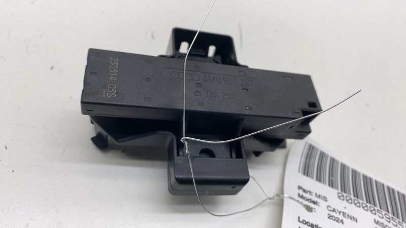 4M0 907 247 ⭕19-24 Porsche Cayenne Keyless Entry Antenna Control Module w/ Bracket 4M0907247