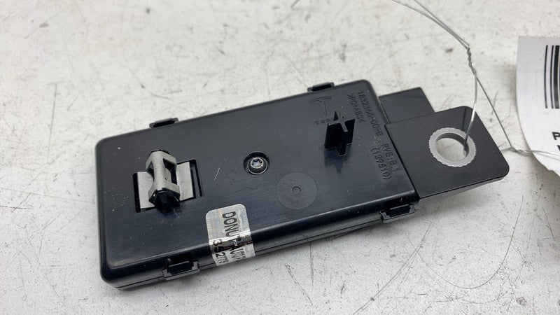 ⭕ 24-25 Tesla Model 3 M3 Interior End Point Module Booster Assembly 17