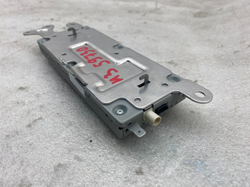 1079749 00 D ⭕ 2017-2023 Model 3 Harman Becker FM/HD Audio Radio Receiver Module 1079749-00-D