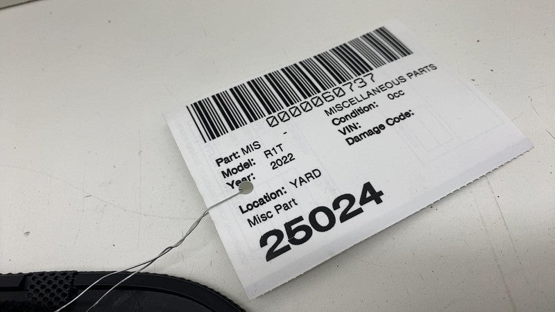 PT00040387 ⭕ 2022 2023 2024 Rivian R1T Front Dash Mesh Trim Top Cover Panel OEM PT00040387