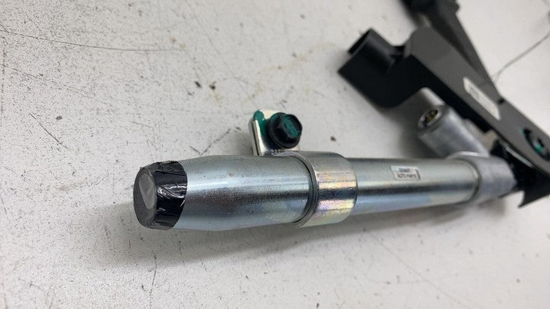 ⭕ 12-15 Model S MS Front Driver Side Outboard Lap Pretensioner Left 10
