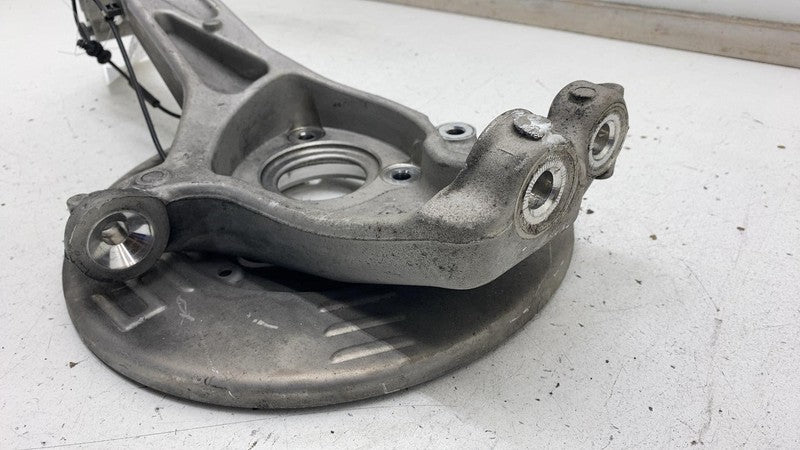104431600E 2017-2023 Tesla Model 3 Front Right Spindle Knuckle ABS Sensor & Dust Shield RWD