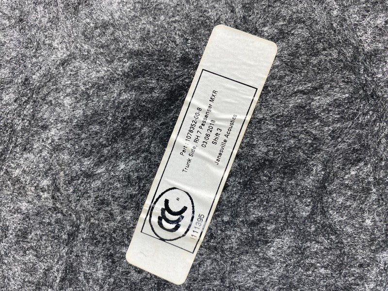 107835200B ⭕16-20 Model X Rear Right Trunk Side Luggage Compartment Mat Carpet 1078352-00-B