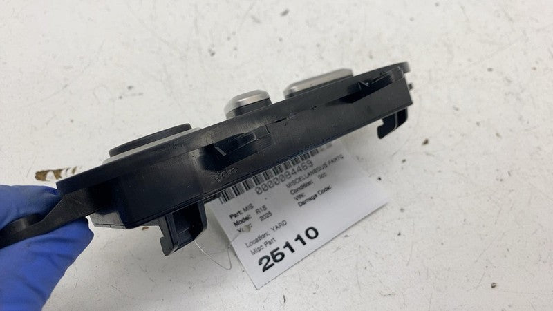 ⭕ 2025 Rivian R1S Front Left Seat Adjustment Control Switch LH OEM PT0