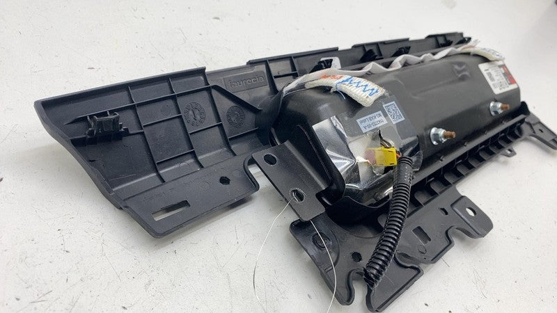 107782600D ⭕ 2017-2023 Tesla Model 3 Y Right Lower Knee Safety Airbag Module 1077826-00-D
