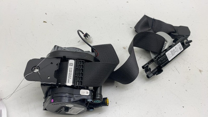 108127901F ⭕ 2017-2023 Tesla Model 3 Front Right 1st Row Seat Belt & Retractor 1081279-01-F