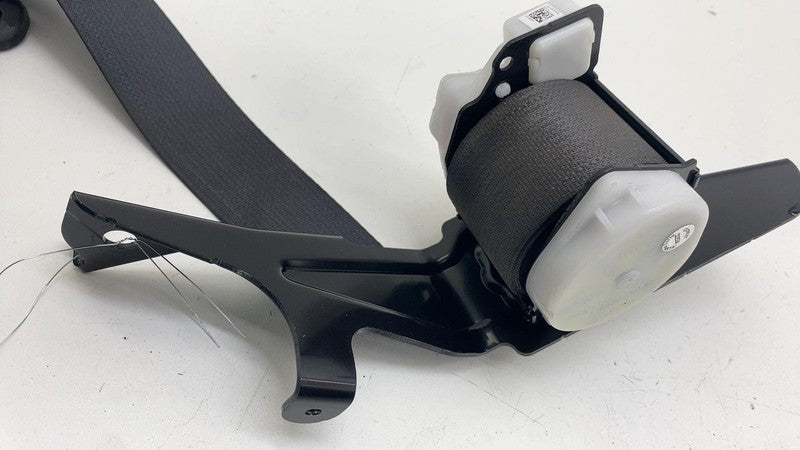 ⭕ 2018-2023 Subaru Crosstrek Driver Side Seat Belt & Retractor Left LH Assembly