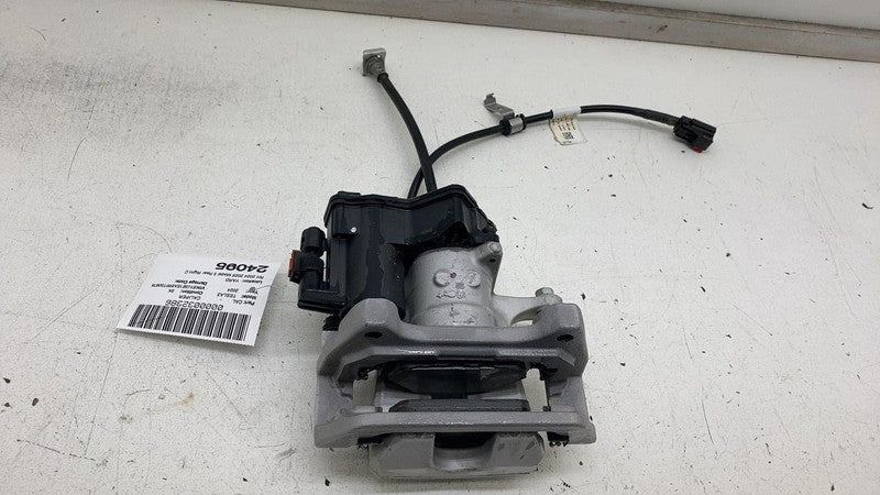 ⭕ 2017-2025 Tesla Model 3 Rear Right Caliper + Brake Hose Line BASE 10