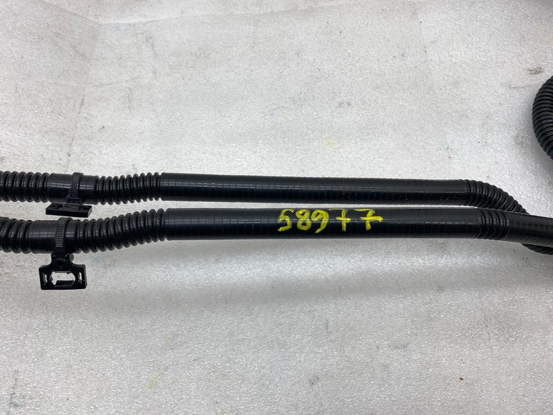 1077579 00 F ⭕ 17-22 Model 3 Front Motor Coolant Chiller to BATT Hose w/ Sensor 1077579-00-F