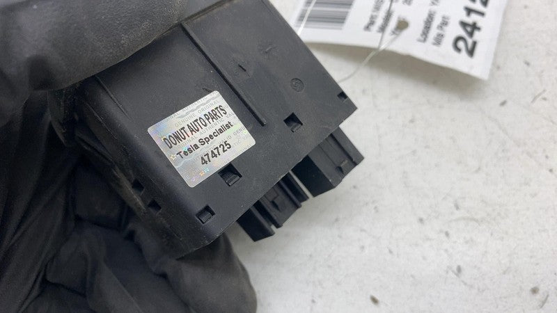 ⭕ 2014-2021 Ram ProMaster 2500 Media Hub USB Port Connector Terminal 6