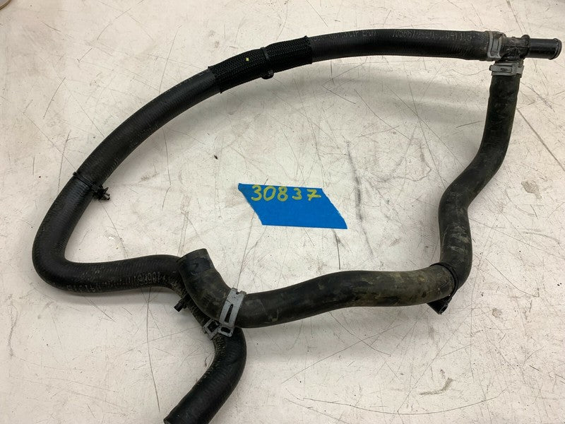 1058614-00-C ⭕16-21 Tesla S Cooling Radiator Hose 3 Way to 4 Way Valve Pipe Line 1058614-00-C