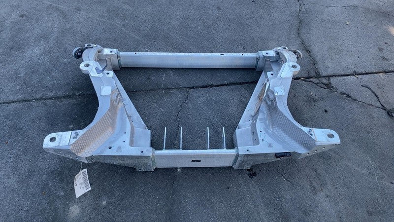 ⭕ 2025 Rivian R1S Rear Subframe Crossmember Undercarriage Cradle PT001