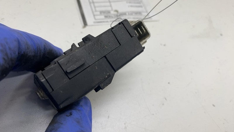 A 206 820 26 00 ⭕ 2022 Mercedes-Benz EQS 450+ Interior USB Charger Socket Interface A2068202600