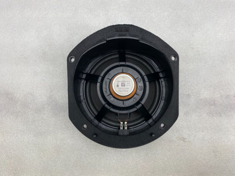 100483302A 2012-2020 Tesla Model S X Infotainment Audio Speaker Mid Woofer Assembly 160MM