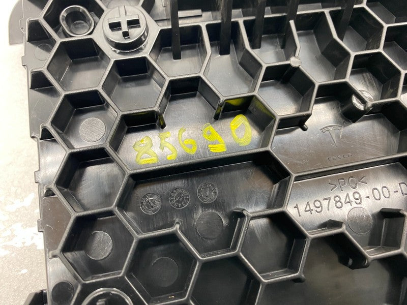 149784900D ⭕ 20-23 Model Y Front Right Body Controller ECU (5-Seat Type) GEN3 1657650-40-A