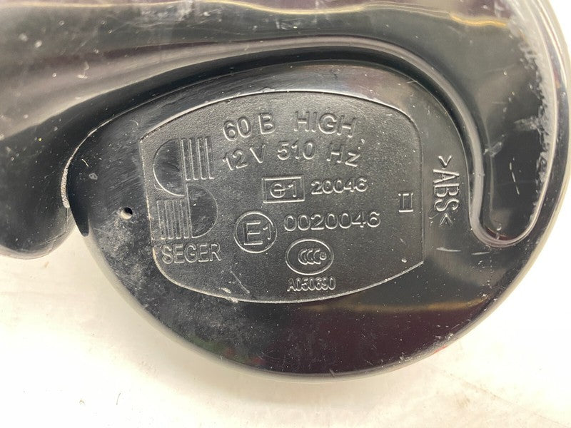 E1 0020046 ⭕2012-2020 Tesla Model S Seger High Pitch Tone Horn 12V 510 Hertz w/ Bracket OEM