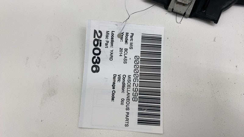 A2426820086 ⭕14-15 Mercedes-Benz B Electric Drive Floor Pan Splash Guard Bracket A2426820086