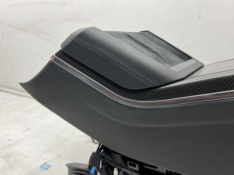 Does not apply 2021 2022 2023 Tesla Model S MS Plaid Center Console w/ Display Screen Assembly
