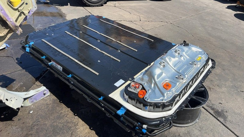 1666968 99 C ⭕ 23-25 Model 3 M3 LFP Standard Range Battery Pack 400VDC 60kWh RWD 1666968-99-C