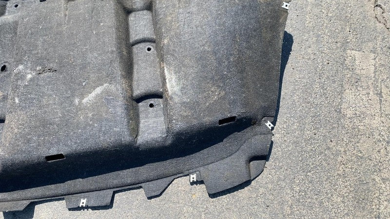 ⭕2017-2024 Chrysler Pacifica Rear Underbody Pan Diffuser Panel Splash Shield OEM