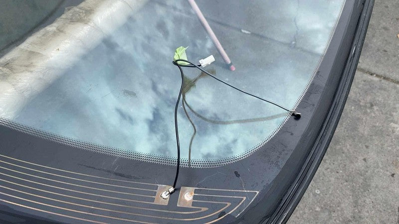 102163401C ⭕ 12-14 Model S Windshield Heated Wiper Area (Lower Mount Mirror) 1021634-01-C