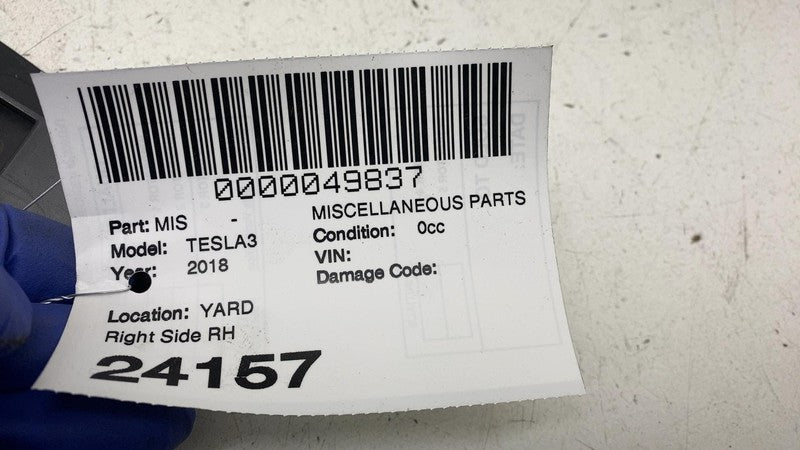 2017-2023 Tesla Model 3 M3 Rear Right Taillight Taillamp Side Reflector Lamp RH