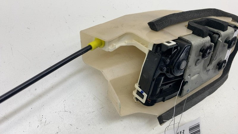 106896900L ⭕ 2017-2023 Tesla Model 3 M3 Rear Right Door Lock Latch Actuator RH 1068969-00-L