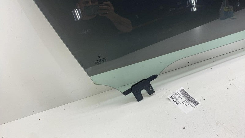⭕ 2016-2020 Tesla Model X Front Passenger Side Door Window Glass Right