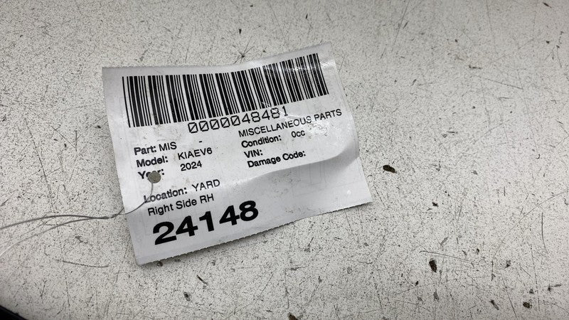 87860CV000 2022-2024 Kia EV6 Rear Passenger Side D-Pillar Quarter Panel Trim Molding Right