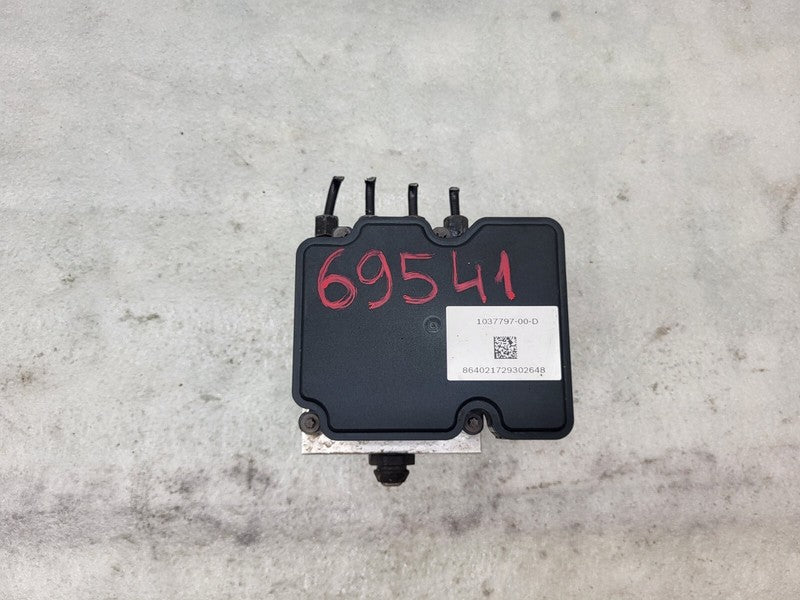 103779700D ⭕ 12-15 Model S Anti-Lock ABS Brake Pump Hydraulic Control Module 1037797-00-D