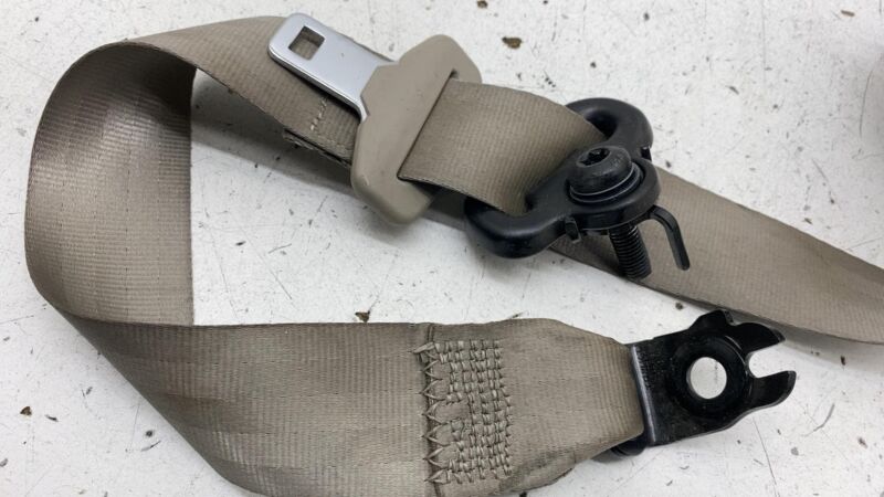 2013 2014 2015 2016 2017 2018 Ford C-Max Rear Driver Seat Belt Retractor Left LH