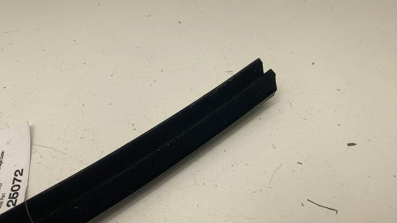 ⭕ 19-25 Chevy Silverado 1500 Rear Right Door Window Weatherstrip Seal