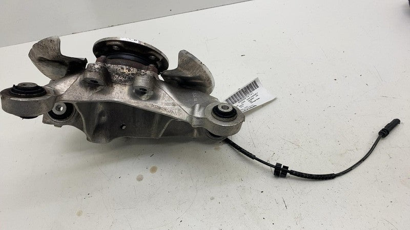 3411686344401 ⭕14-20 BMW i3 I01 Rear Right Spindle Knuckle Wheel Hub w/ Dust Shield RH 6863444