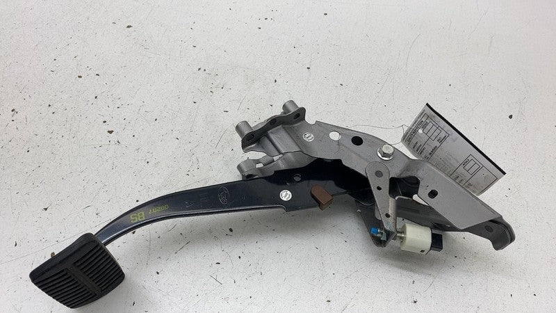 2019-2024 Subaru Forester Automatic Transmission Brake Foot Pedal Pad Lever Assy